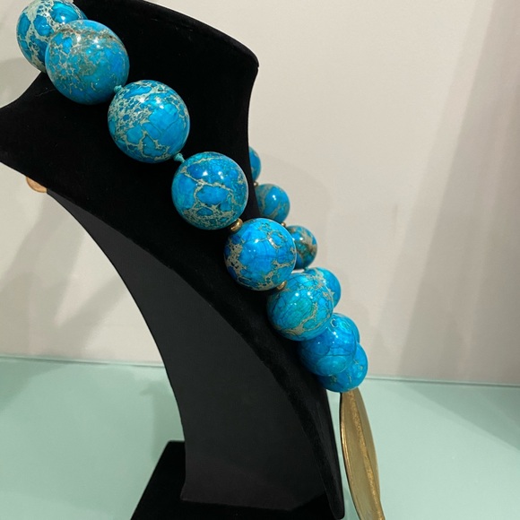 Turquoise Beaded Statement necklace - Picture 2 of 3